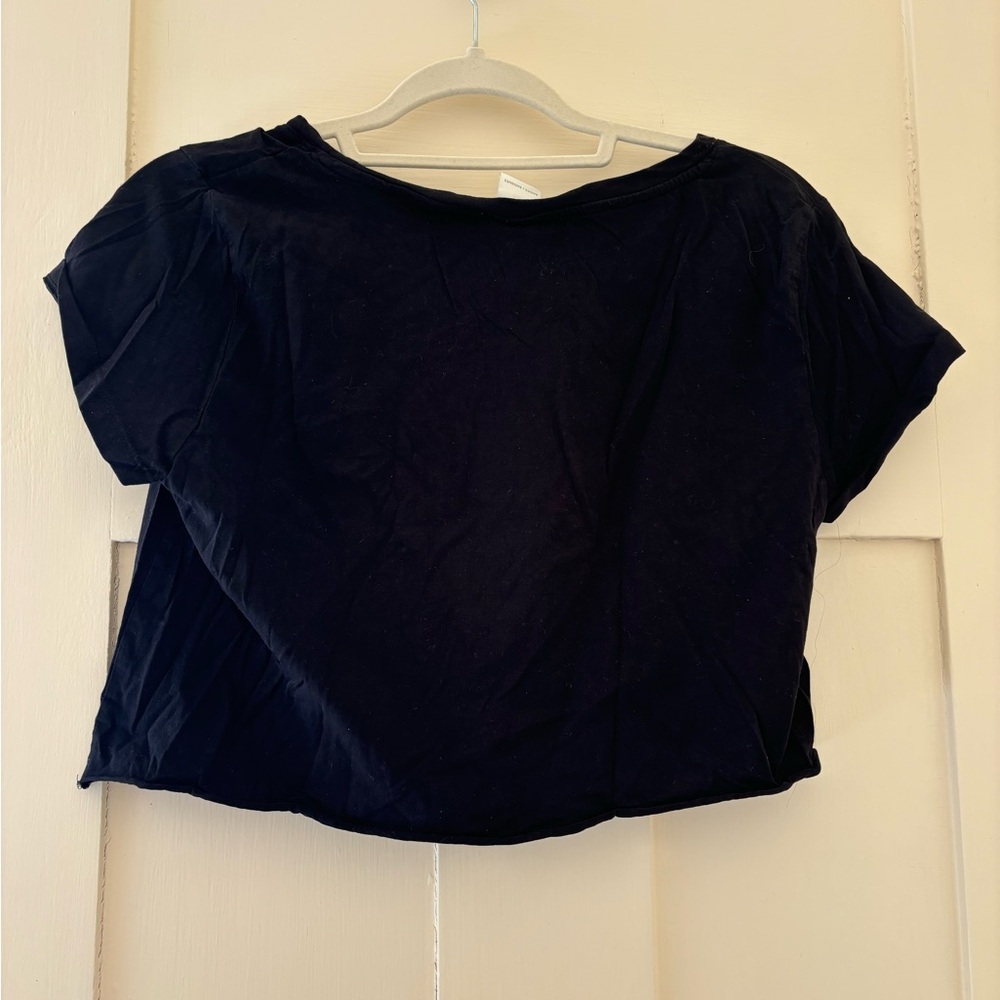 H&M cropped black tee